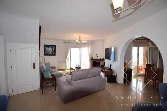 Image No.3-4 Bed Property for sale