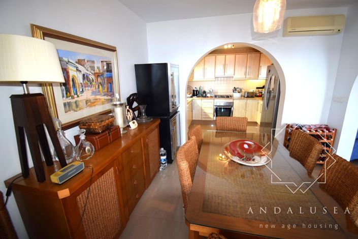 Image No.7-4 Bed Property for sale