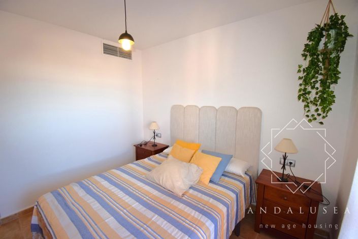 Image No.13-2 Bed Property for sale