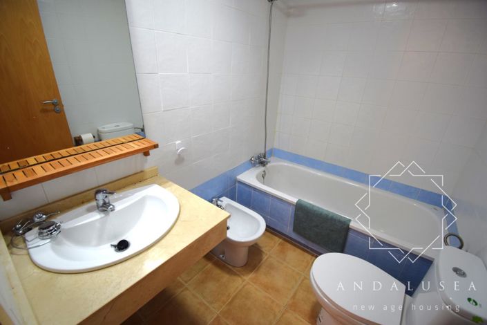 Image No.22-2 Bed Property for sale