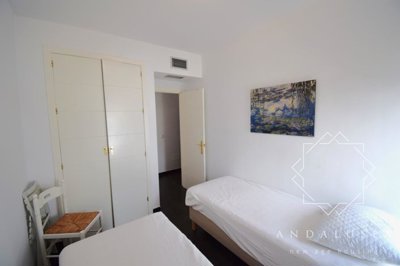 4123932-5e900878