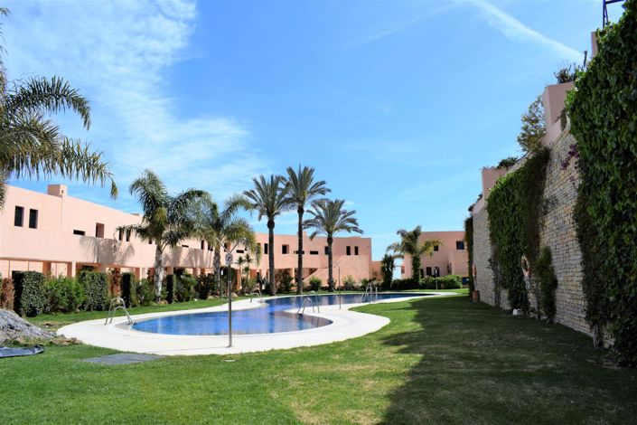 Image No.1-2 Bed Property for sale