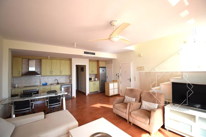 Image No.10-3 Bed Property for sale