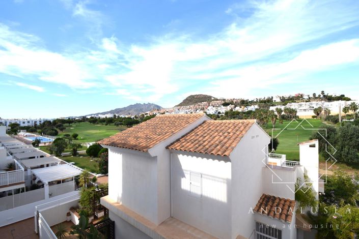 Image No.32-3 Bed Property for sale