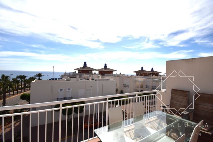 Image No.34-3 Bed Property for sale