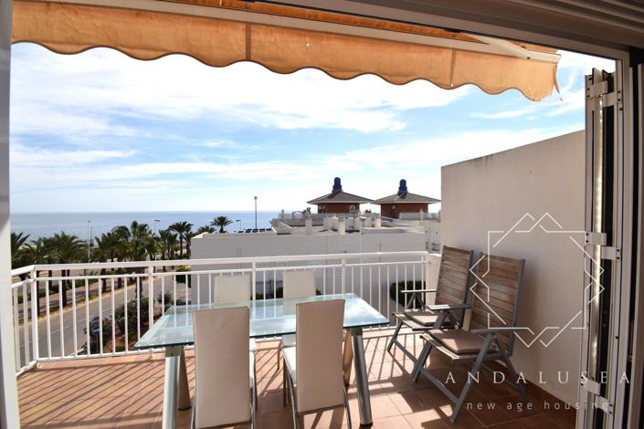 Image No.37-3 Bed Property for sale