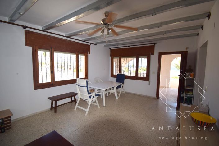 Image No.6-3 Bed Property for sale