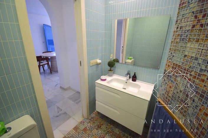 Image No.30-3 Bed Property for sale