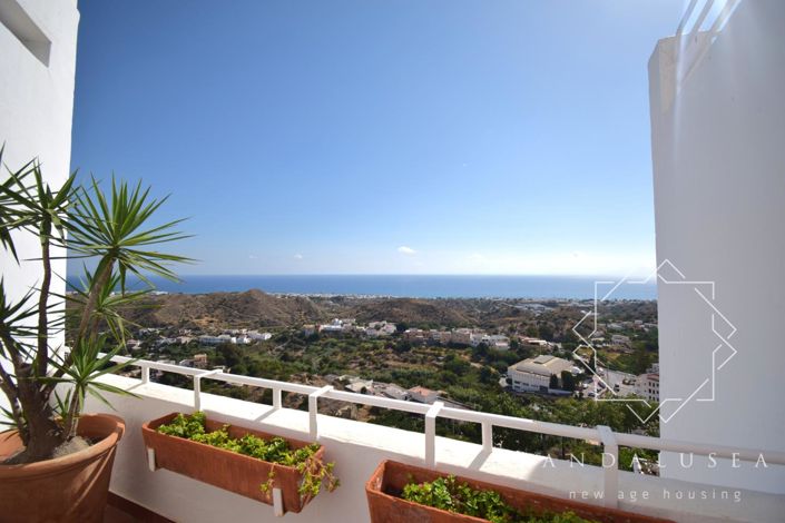 Image No.50-4 Bed Property for sale