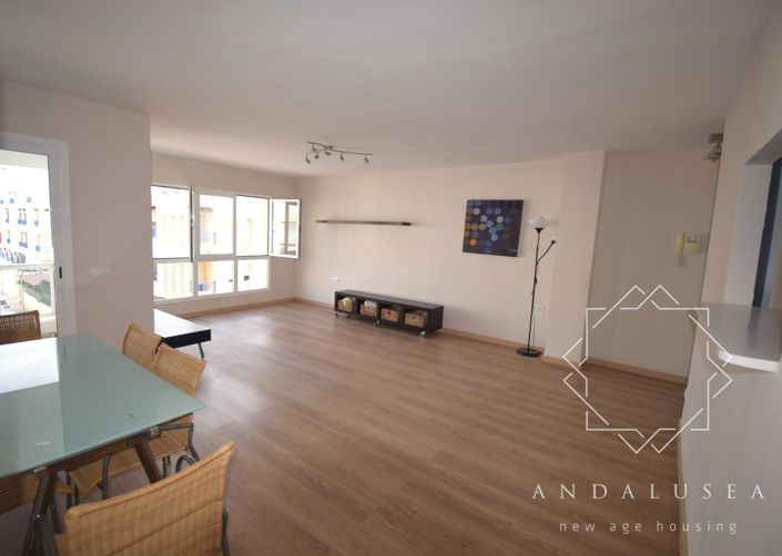 Image No.14-3 Bed Property for sale