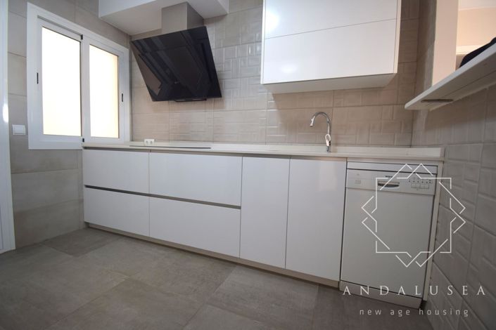 Image No.22-3 Bed Property for sale