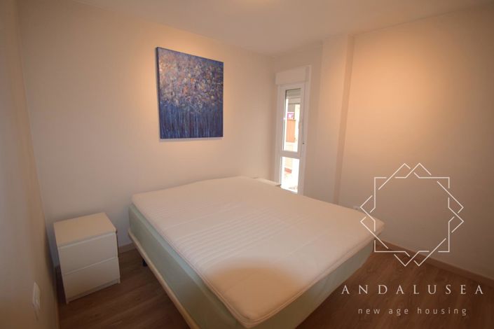 Image No.30-3 Bed Property for sale