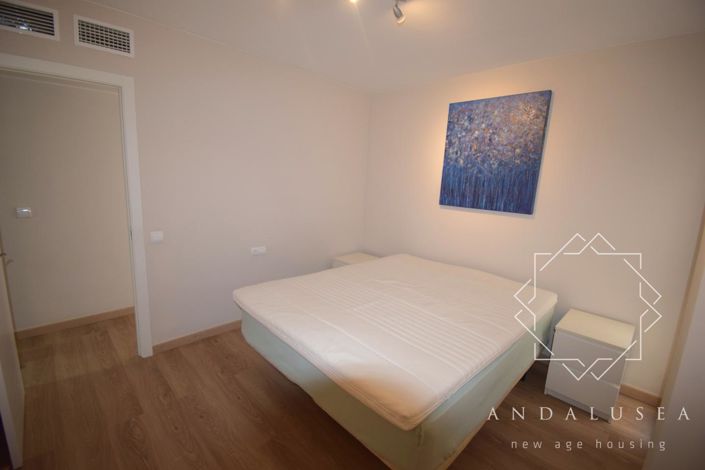 Image No.31-3 Bed Property for sale