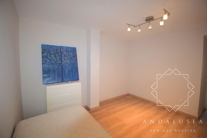 Image No.36-3 Bed Property for sale