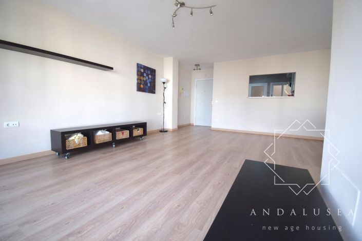 Image No.4-3 Bed Property for sale