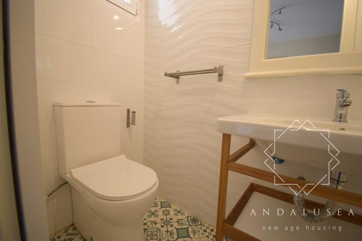 Image No.45-3 Bed Property for sale