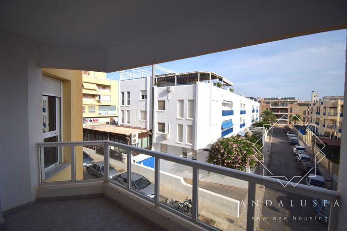 Image No.49-3 Bed Property for sale