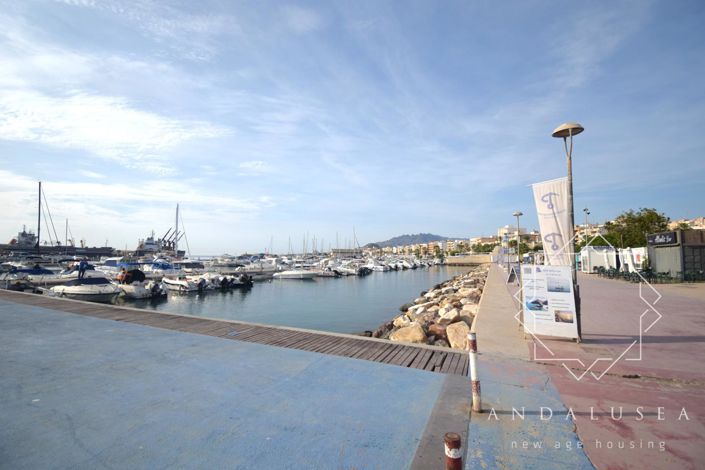 Image No.60-3 Bed Property for sale