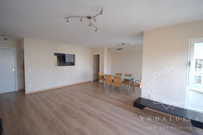 Image No.8-3 Bed Property for sale