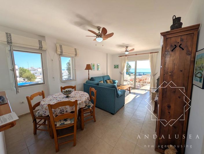 Image No.11-2 Bed Property for sale