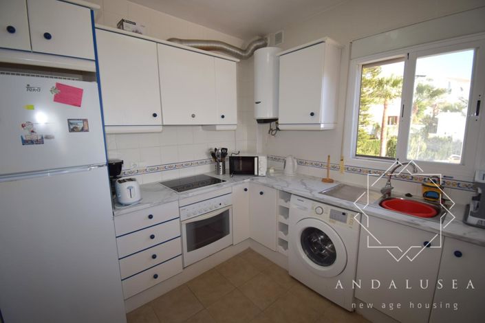 Image No.15-2 Bed Property for sale