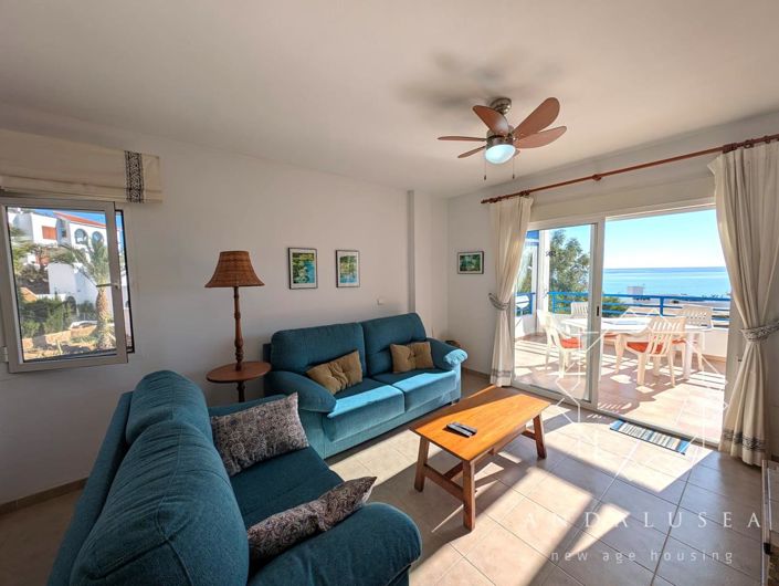 Image No.4-2 Bed Property for sale