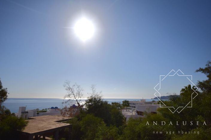 Image No.48-2 Bed Property for sale