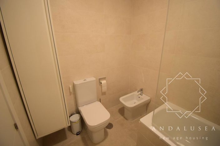 Image No.30-3 Bed Property for sale