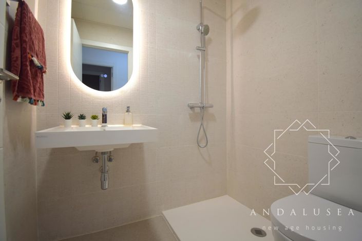 Image No.33-3 Bed Property for sale