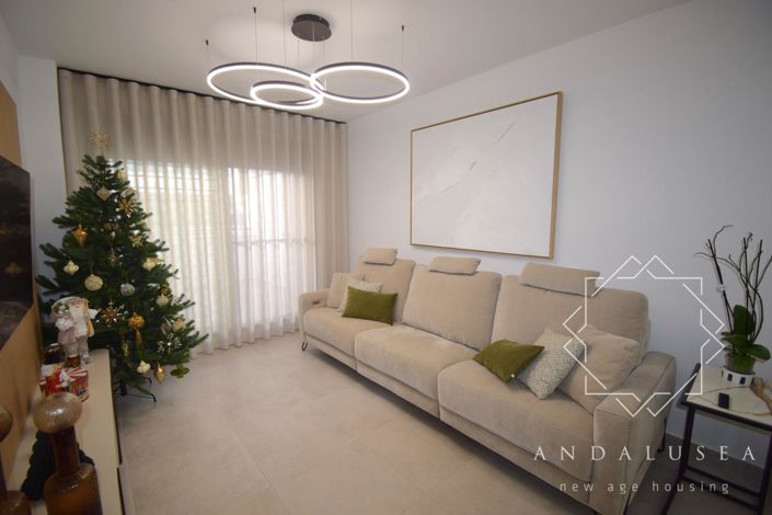 Image No.4-3 Bed Property for sale