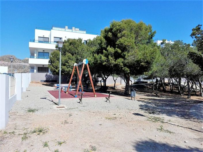 Image No.49-3 Bed Property for sale