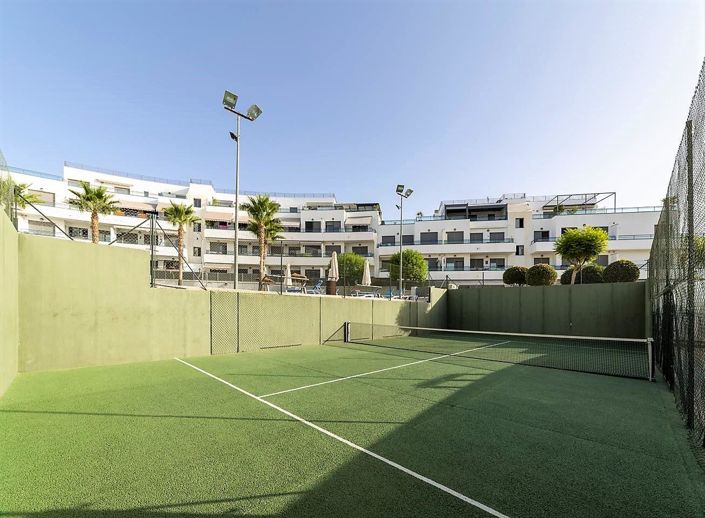 Image No.53-3 Bed Property for sale