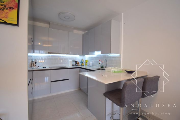 Image No.13-1 Bed Property for sale