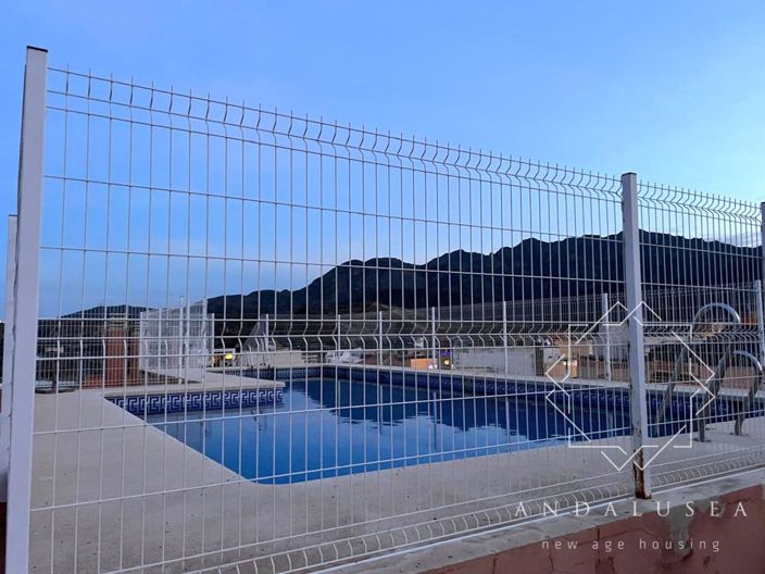 Image No.16-2 Bed Property for sale