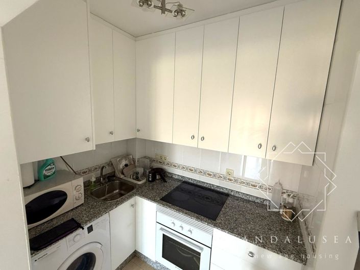 Image No.8-2 Bed Property for sale