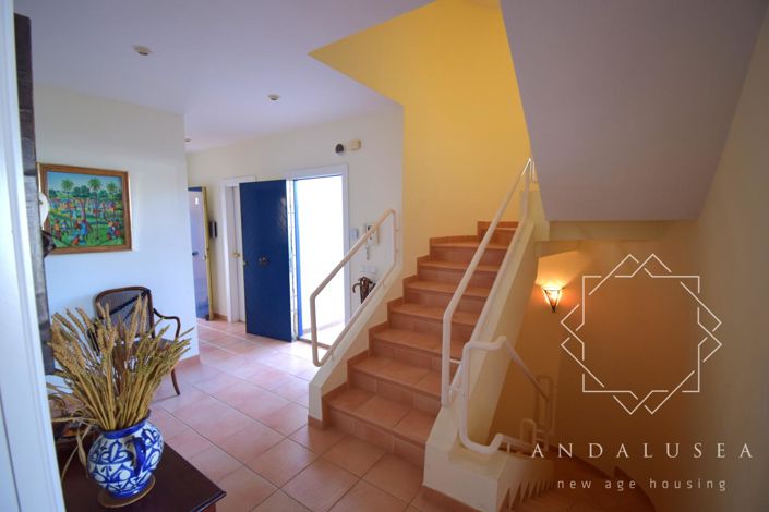 Image No.26-5 Bed Property for sale