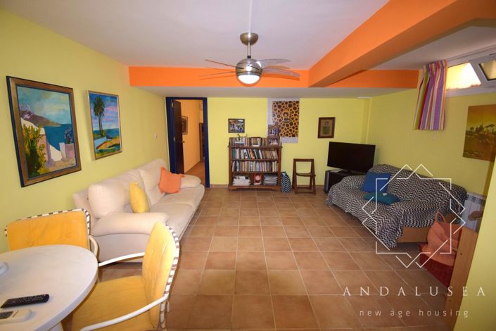 Image No.35-5 Bed Property for sale