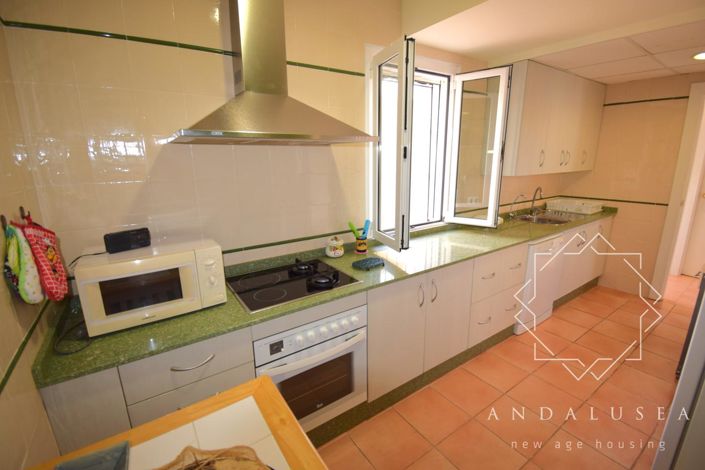 Image No.7-5 Bed Property for sale