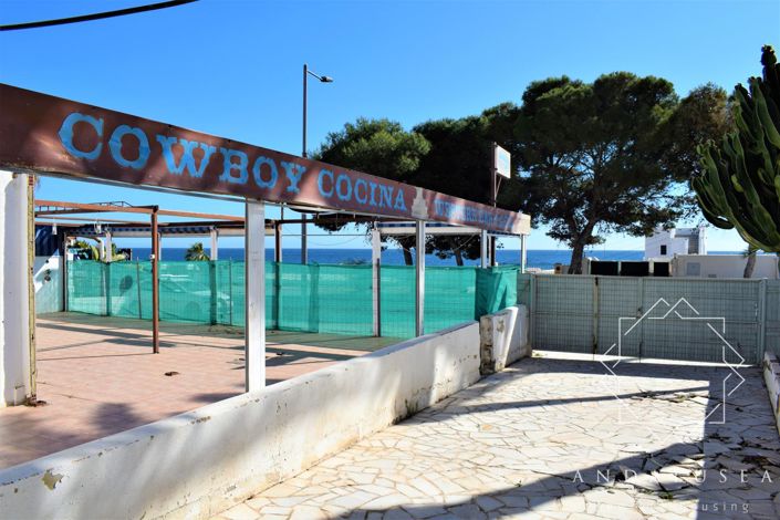 Image No.26-6 Bed Property for sale