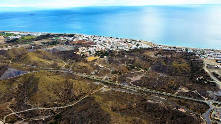 Image No.38-6 Bed Property for sale