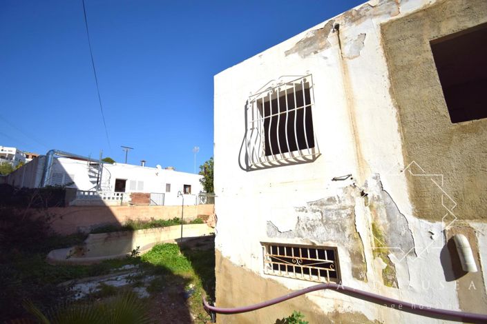 Image No.43-6 Bed Property for sale