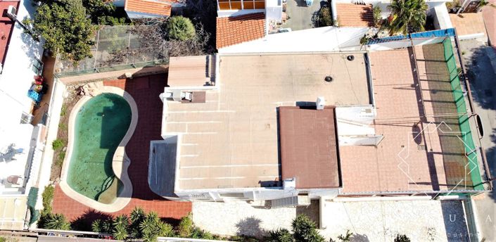 Image No.9-6 Bed Property for sale