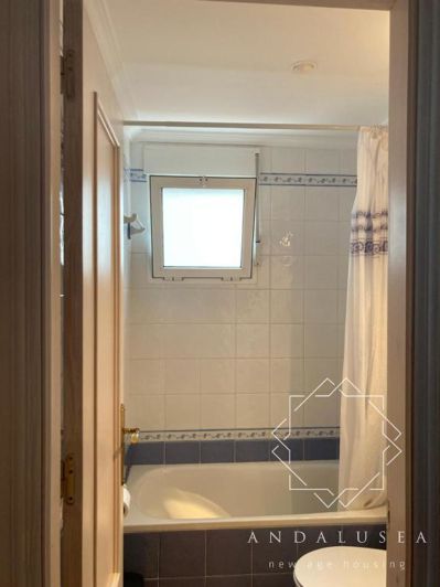 Image No.11-3 Bed Property for sale