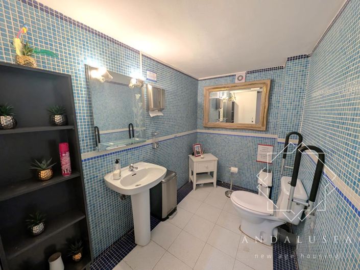 Image No.11-1 Bed Property for sale