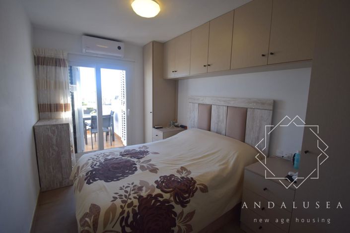 Image No.13-2 Bed Property for sale