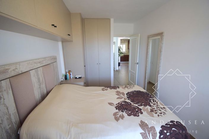 Image No.16-2 Bed Property for sale