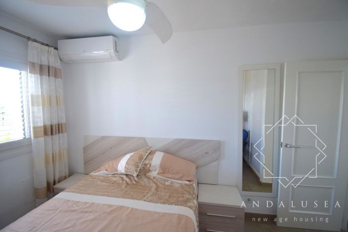 Image No.19-2 Bed Property for sale