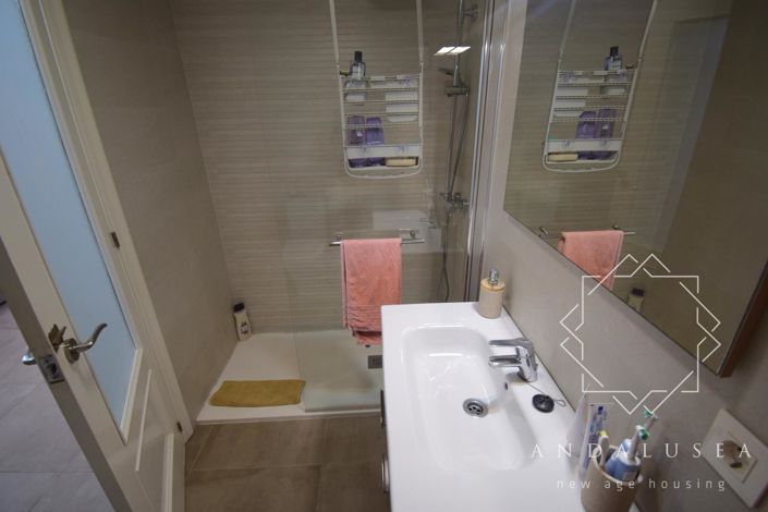 Image No.23-2 Bed Property for sale