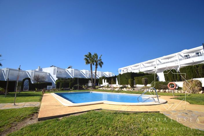 Image No.41-2 Bed Property for sale