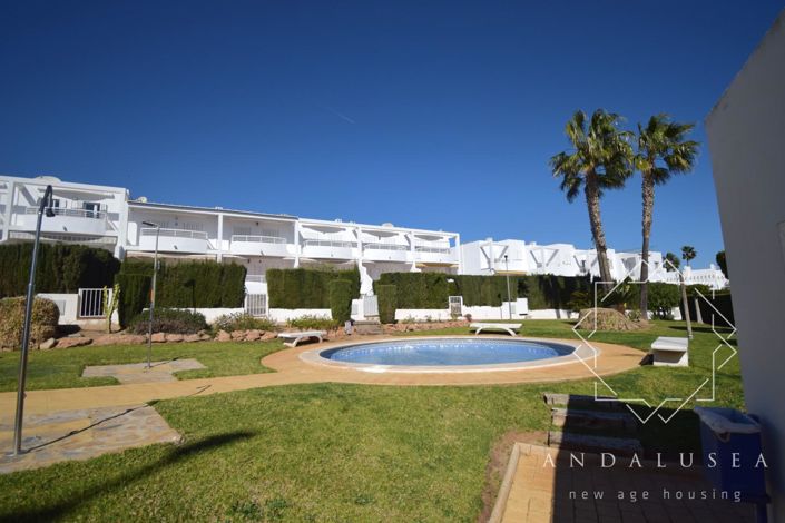 Image No.42-2 Bed Property for sale